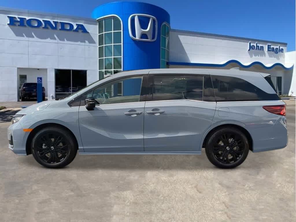 2025 Honda Odyssey photo 2