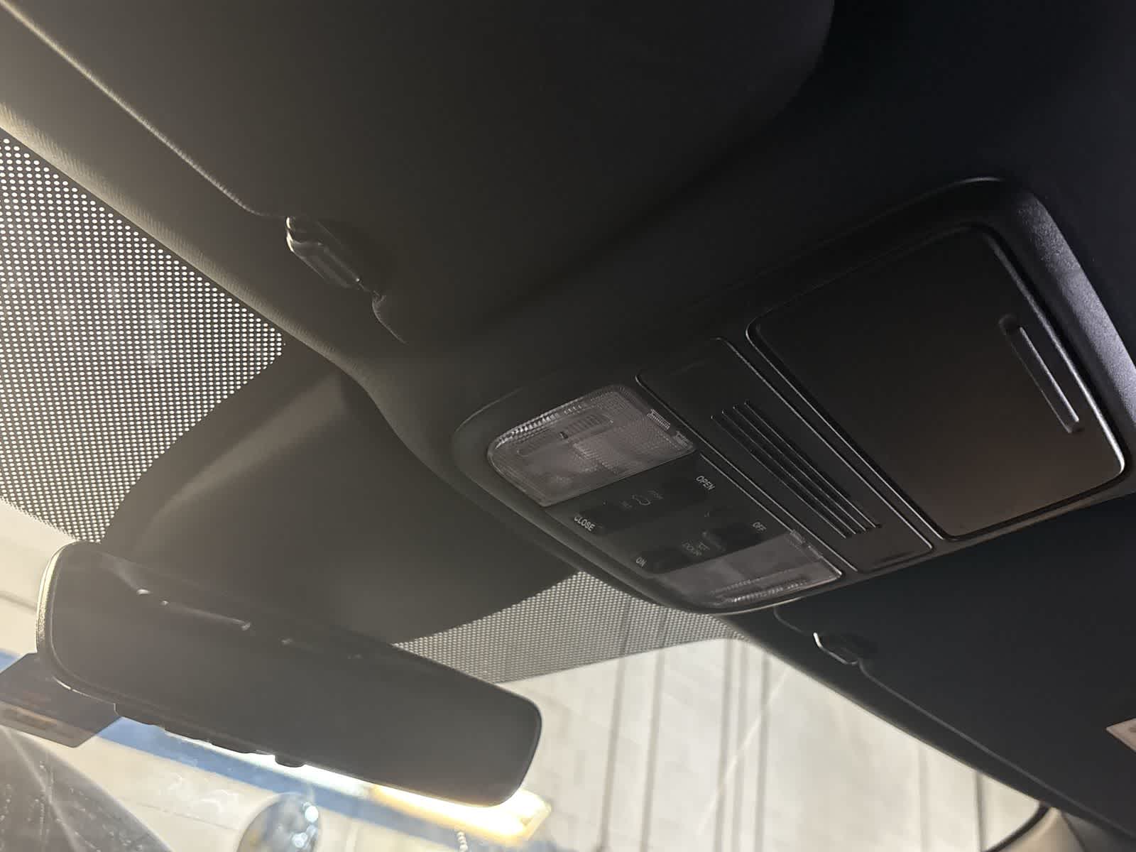 Thumbnail: 2024 Honda Odyssey - 21