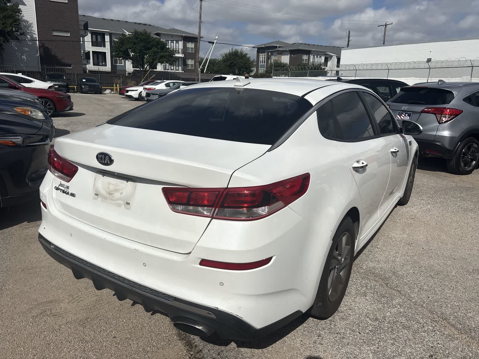 Thumbnail: 2019 Kia Optima - 5