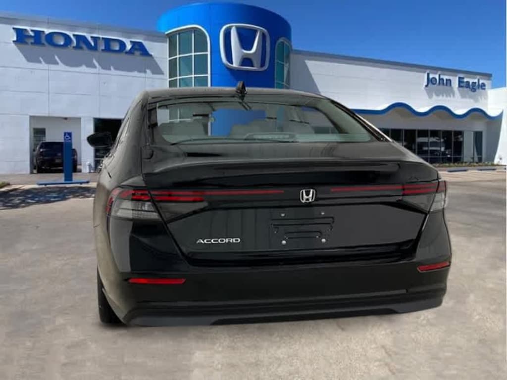 New 2025 Honda Accord LX Sedan