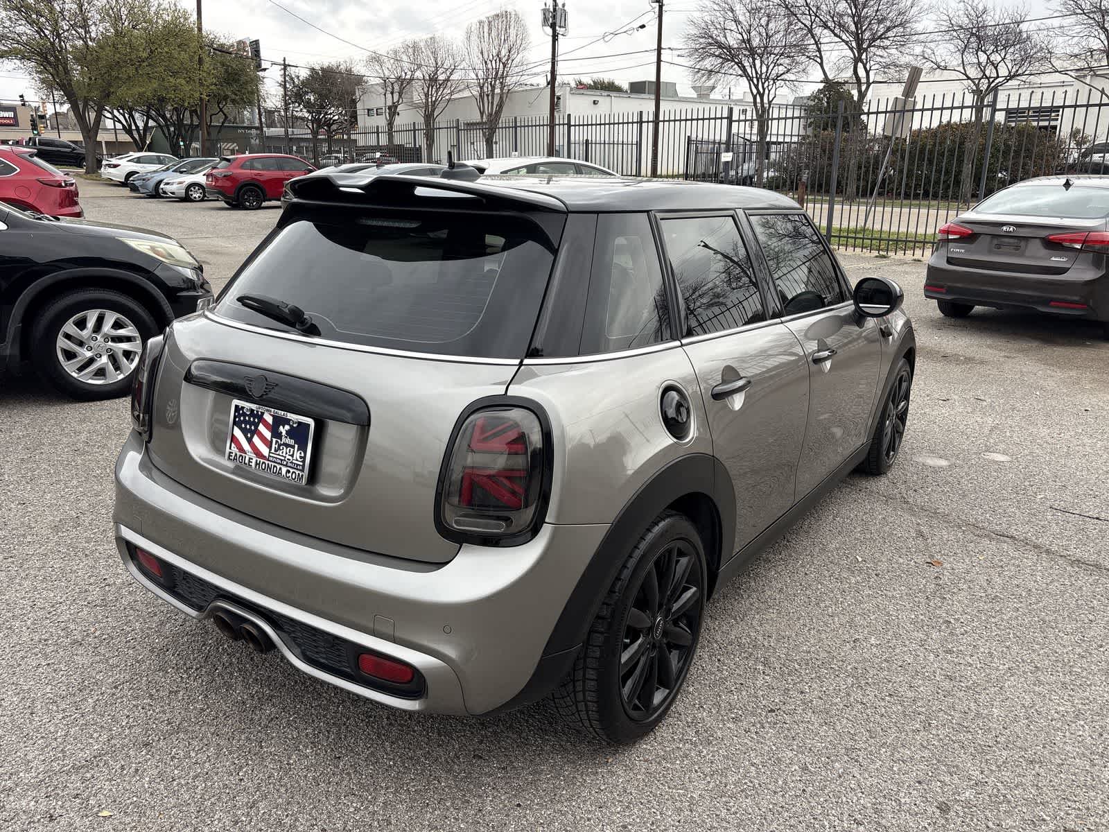 Thumbnail: 2018 MINI Cooper Hardtop - 14