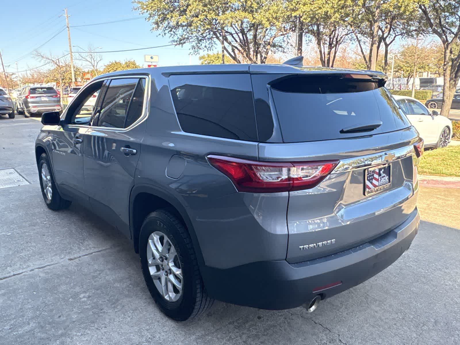 Thumbnail: 2021 Chevrolet Traverse - 4