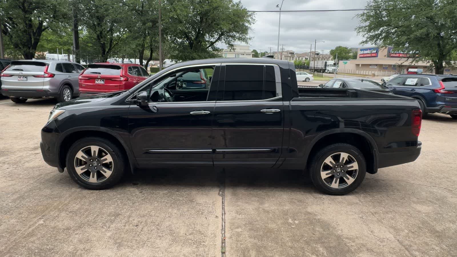 Thumbnail: 2017 Honda Ridgeline - 5