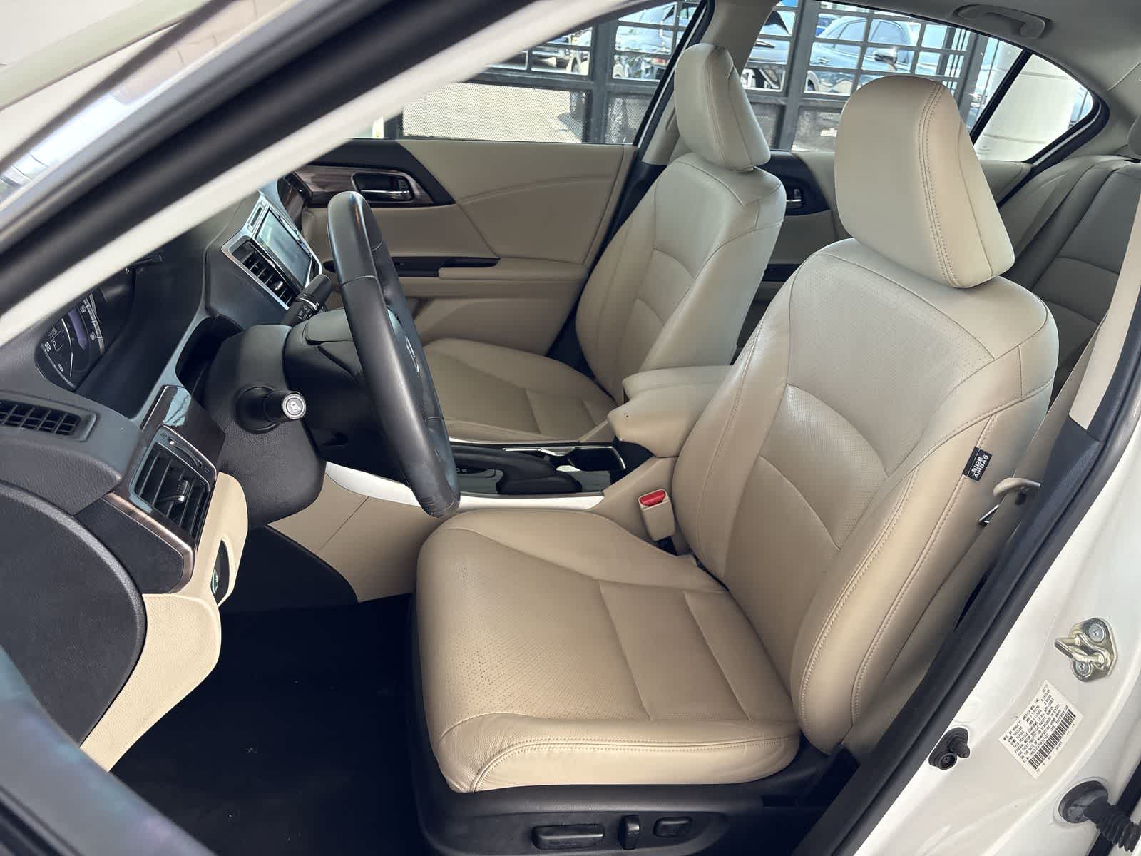 Thumbnail: 2017 Honda Accord - 10