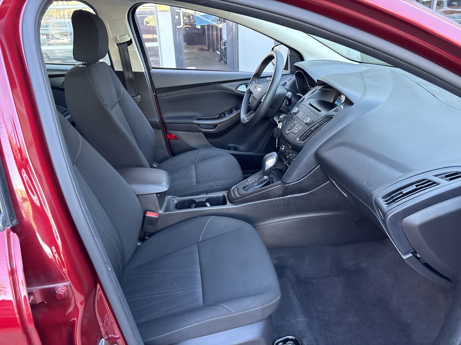 Thumbnail: 2017 Ford Focus - 21