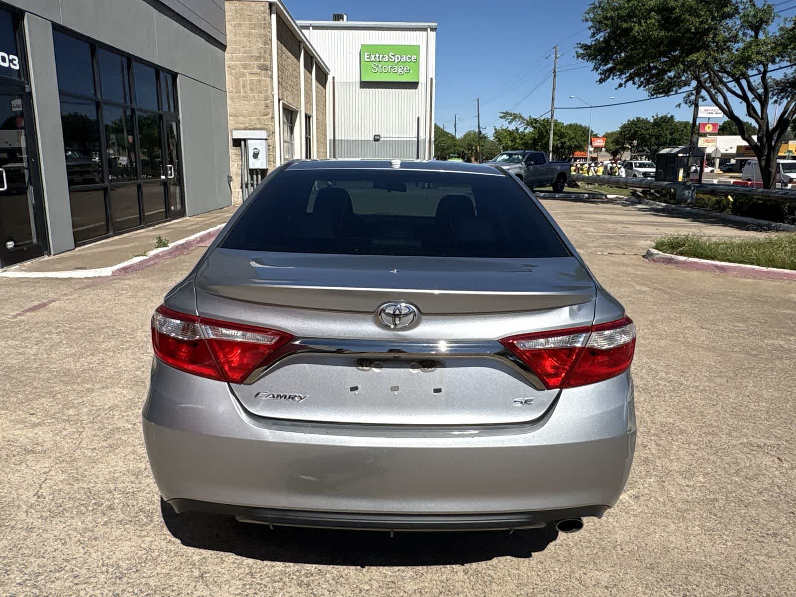 Thumbnail: 2015 Toyota Camry - 13