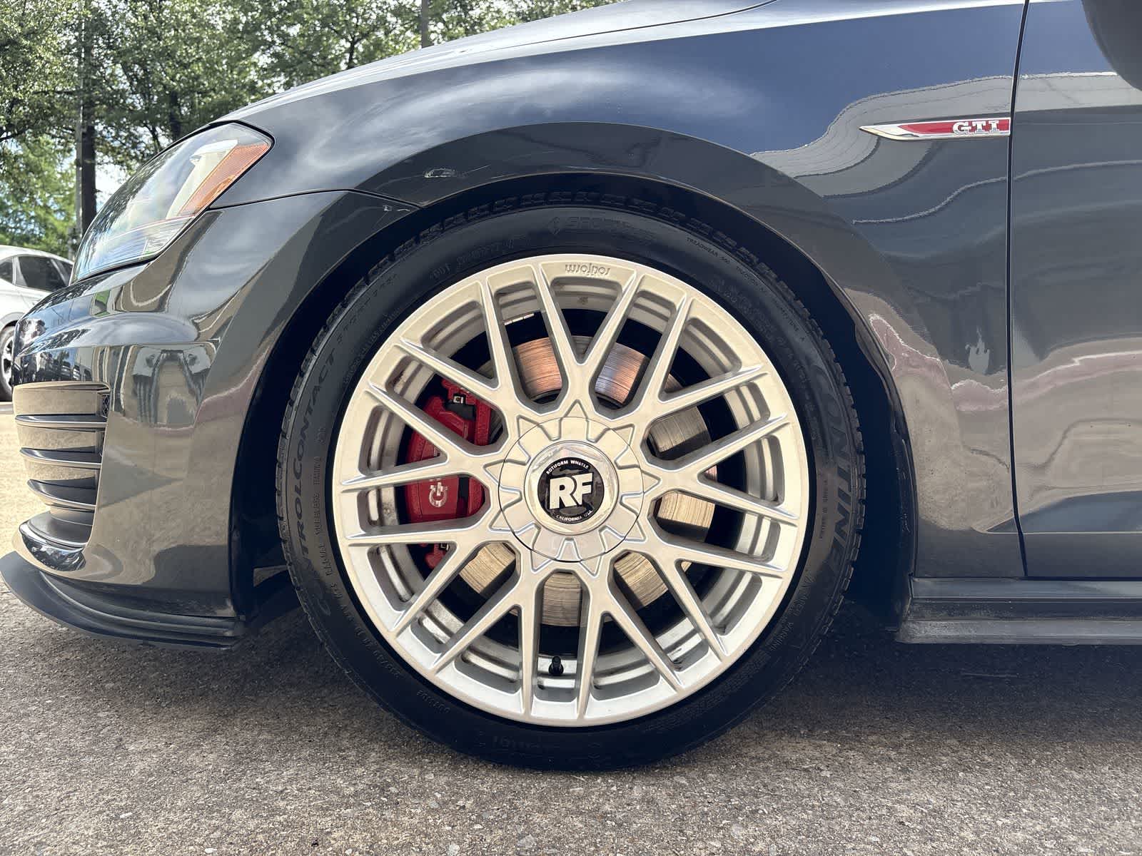 2017 Volkswagen Golf GTI S 8