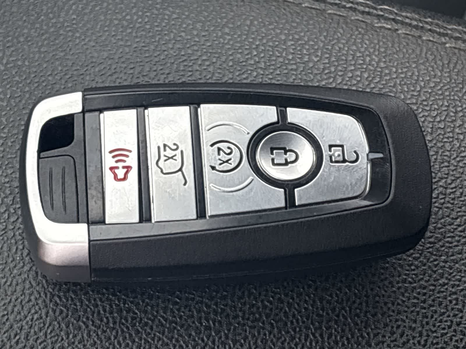 Thumbnail: 2020 Ford Escape - 31