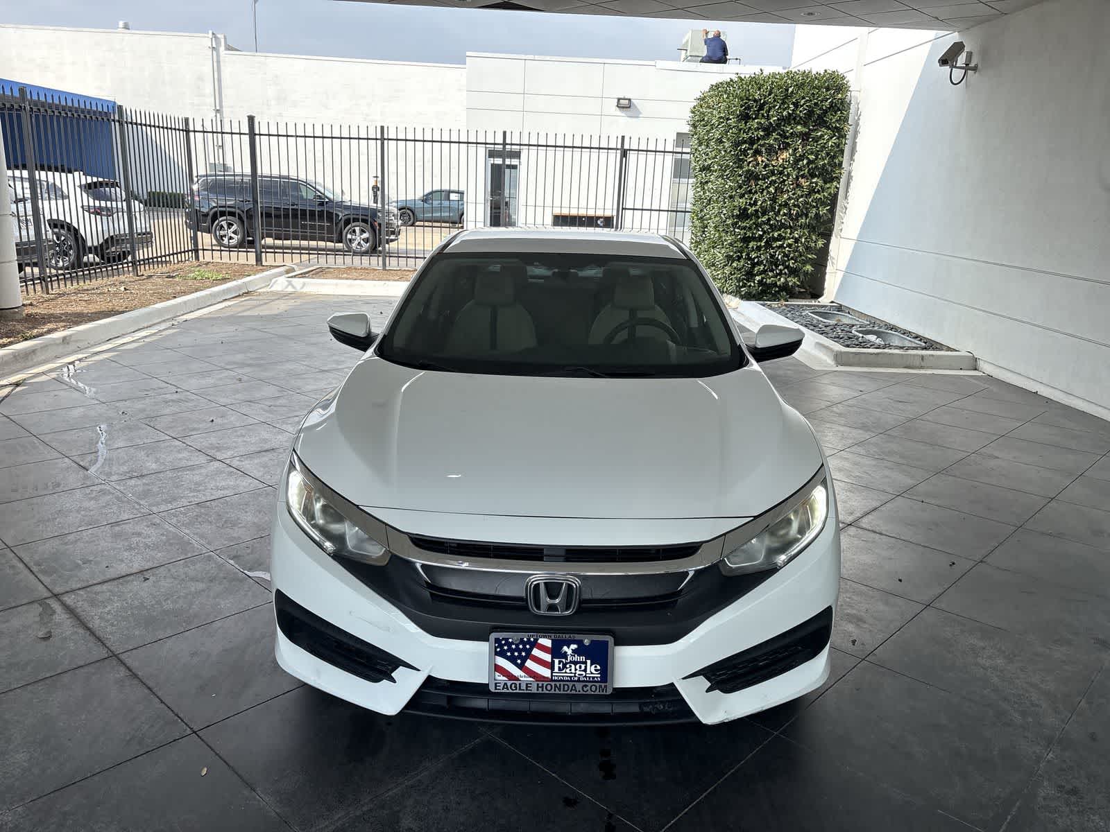 Thumbnail: 2016 Honda Civic - 6