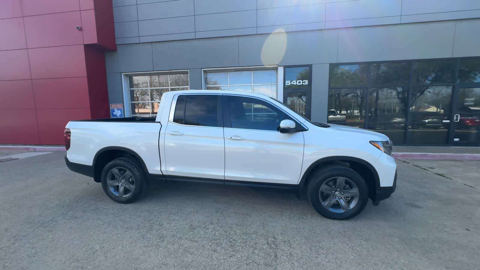 Thumbnail: 2023 Honda Ridgeline - 9