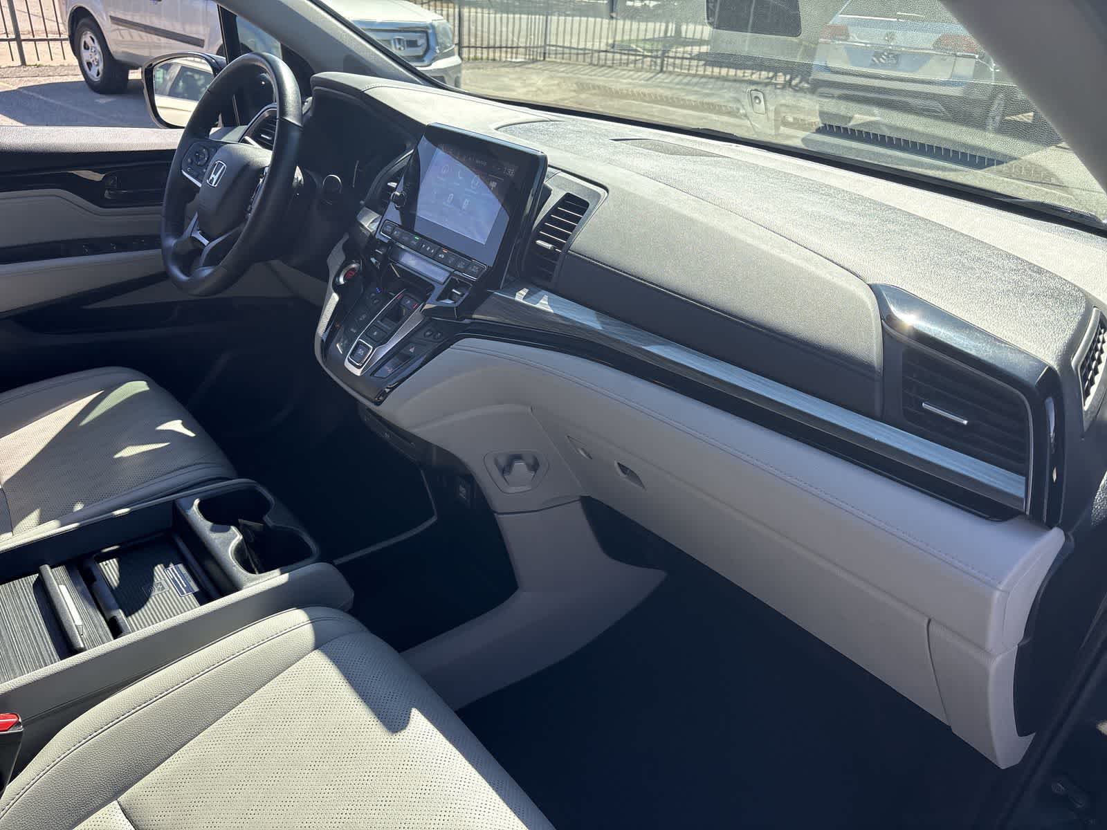 Thumbnail: 2022 Honda Odyssey - 26