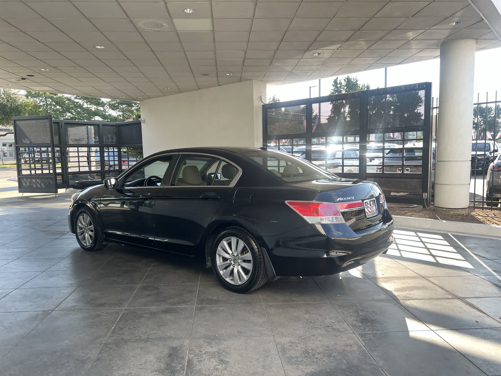 2011 Honda Accord EX-L photo 4