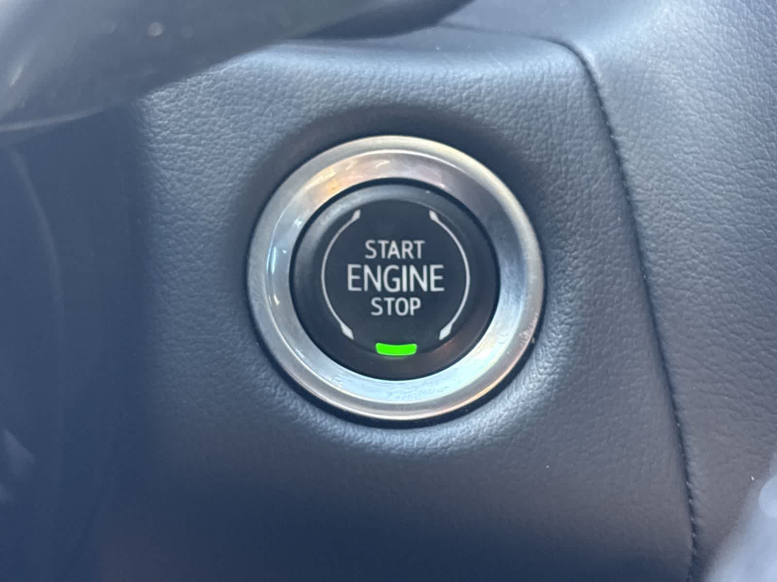 Thumbnail: 2021 Chevrolet Tahoe - 33