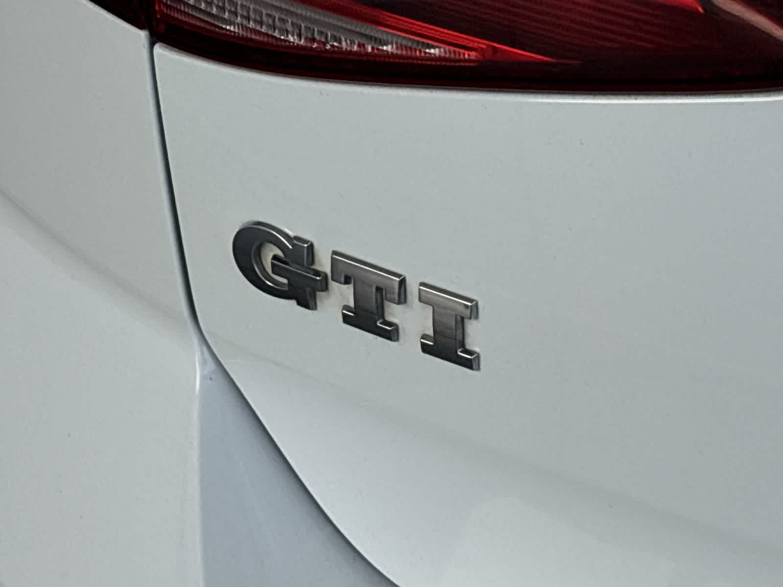 Thumbnail: 2018 Volkswagen Golf - 7