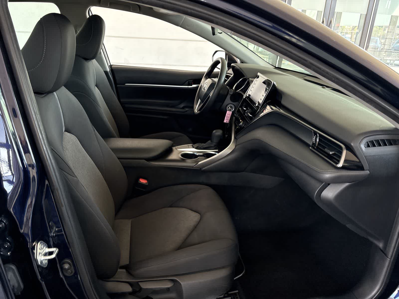 Thumbnail: 2022 Toyota Camry - 13