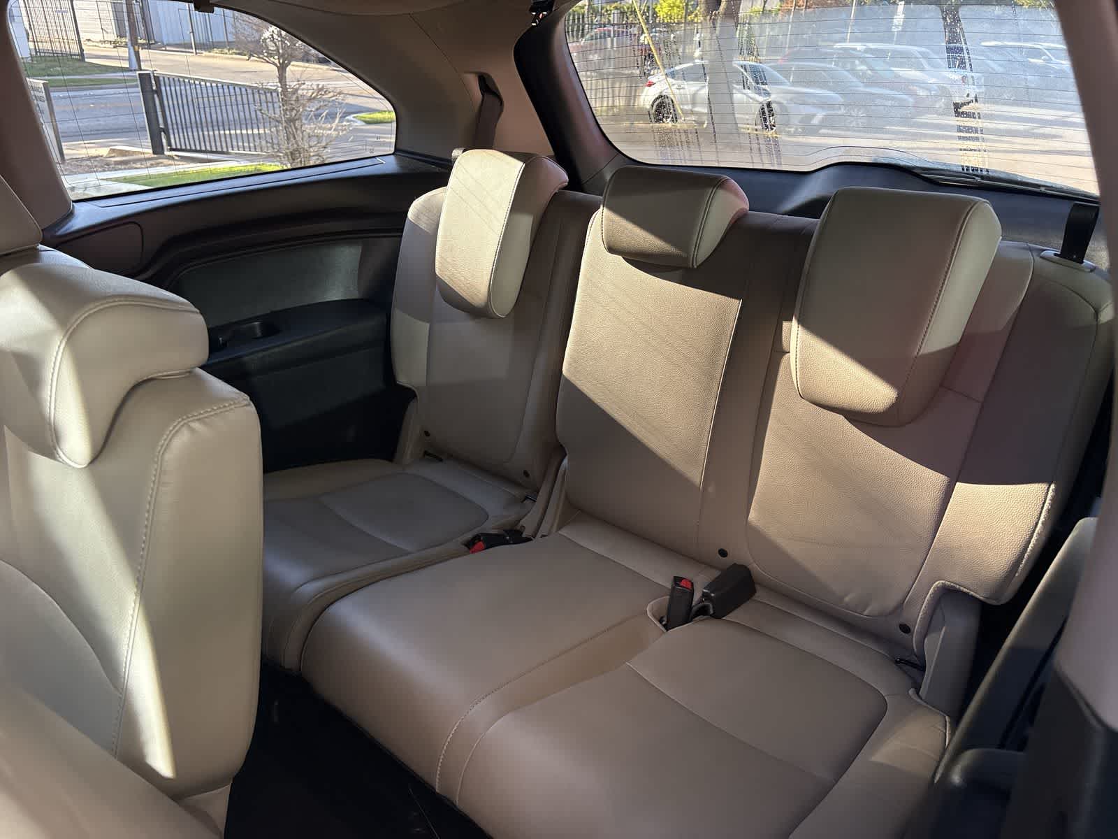 Thumbnail: 2018 Honda Odyssey - 21