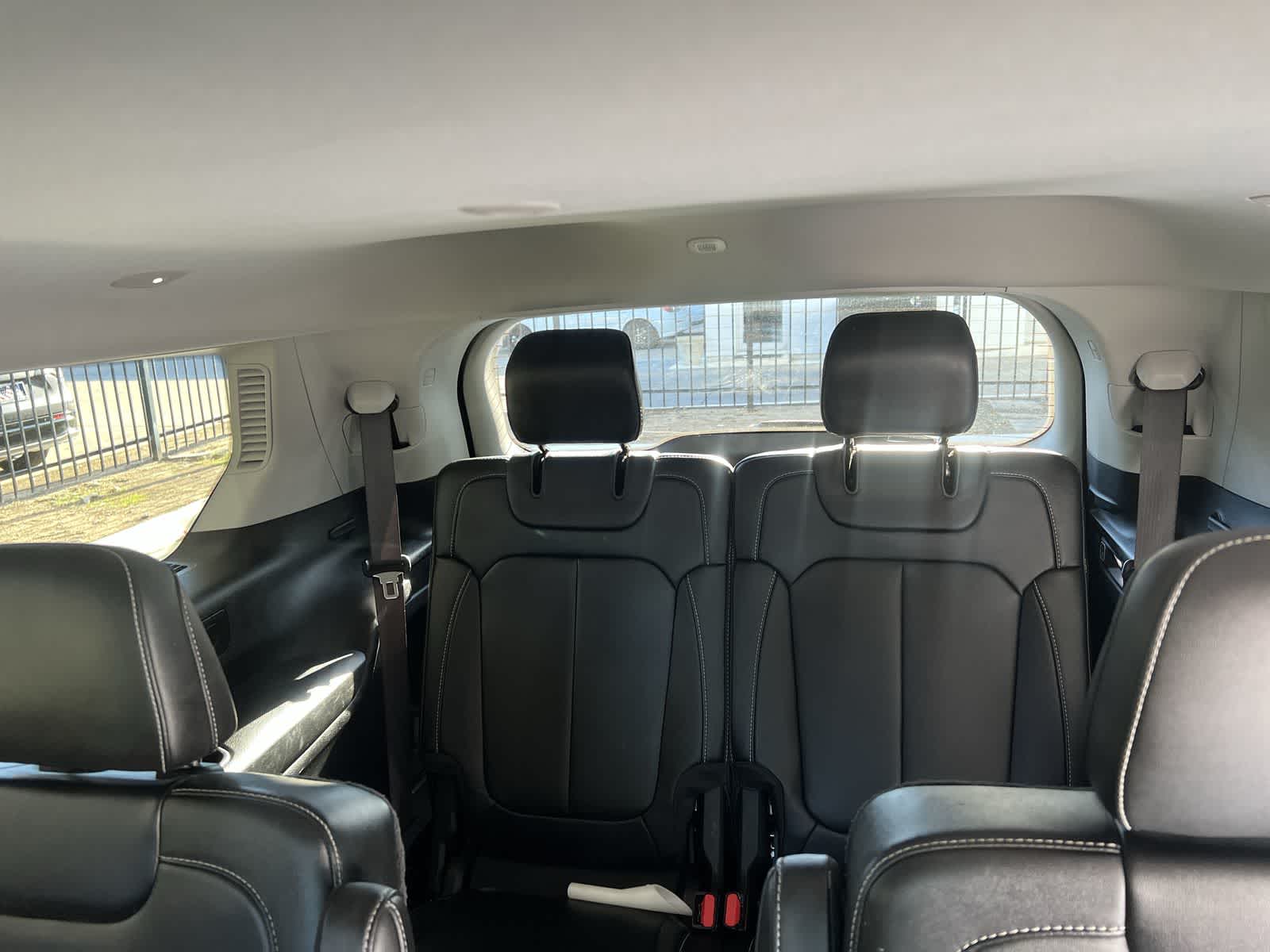 Thumbnail: 2022 Jeep Grand Cherokee - 29