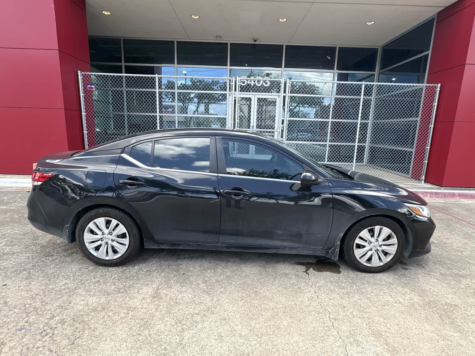 Thumbnail: 2020 Nissan Sentra - 7