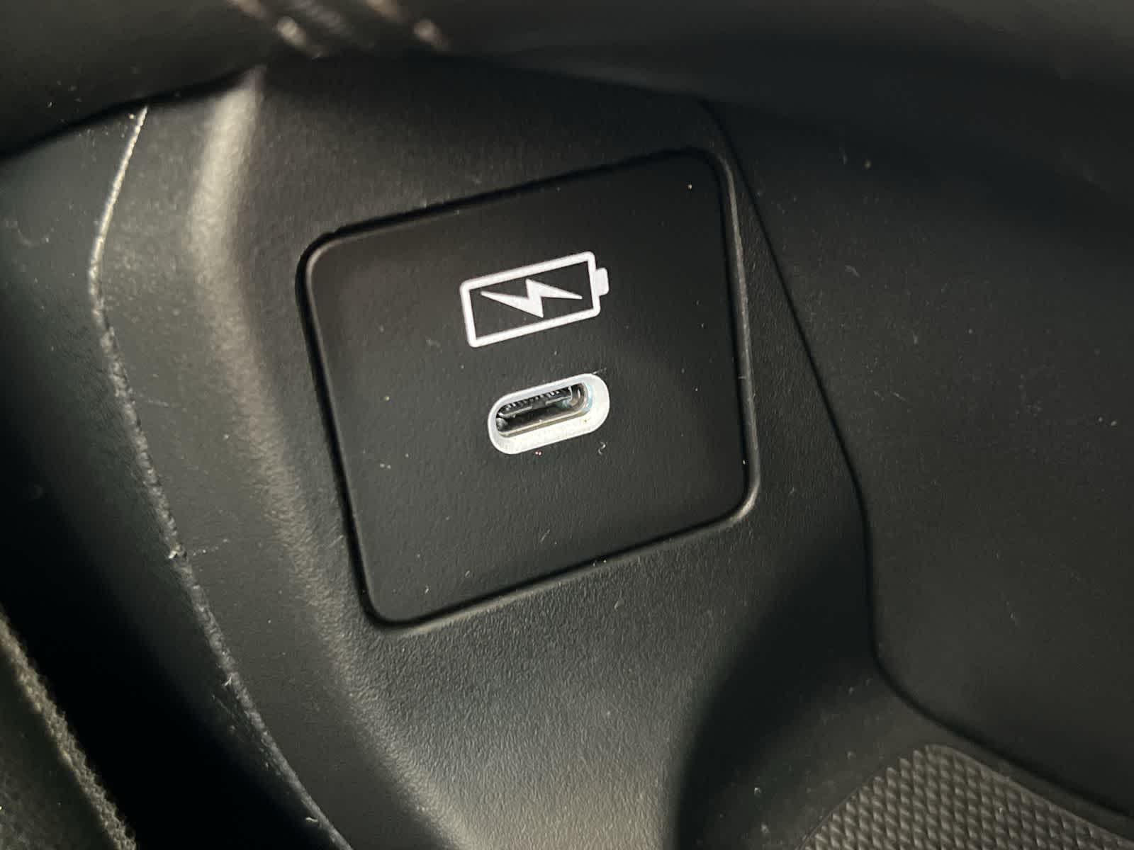 Thumbnail: 2025 Honda HR-V - 32