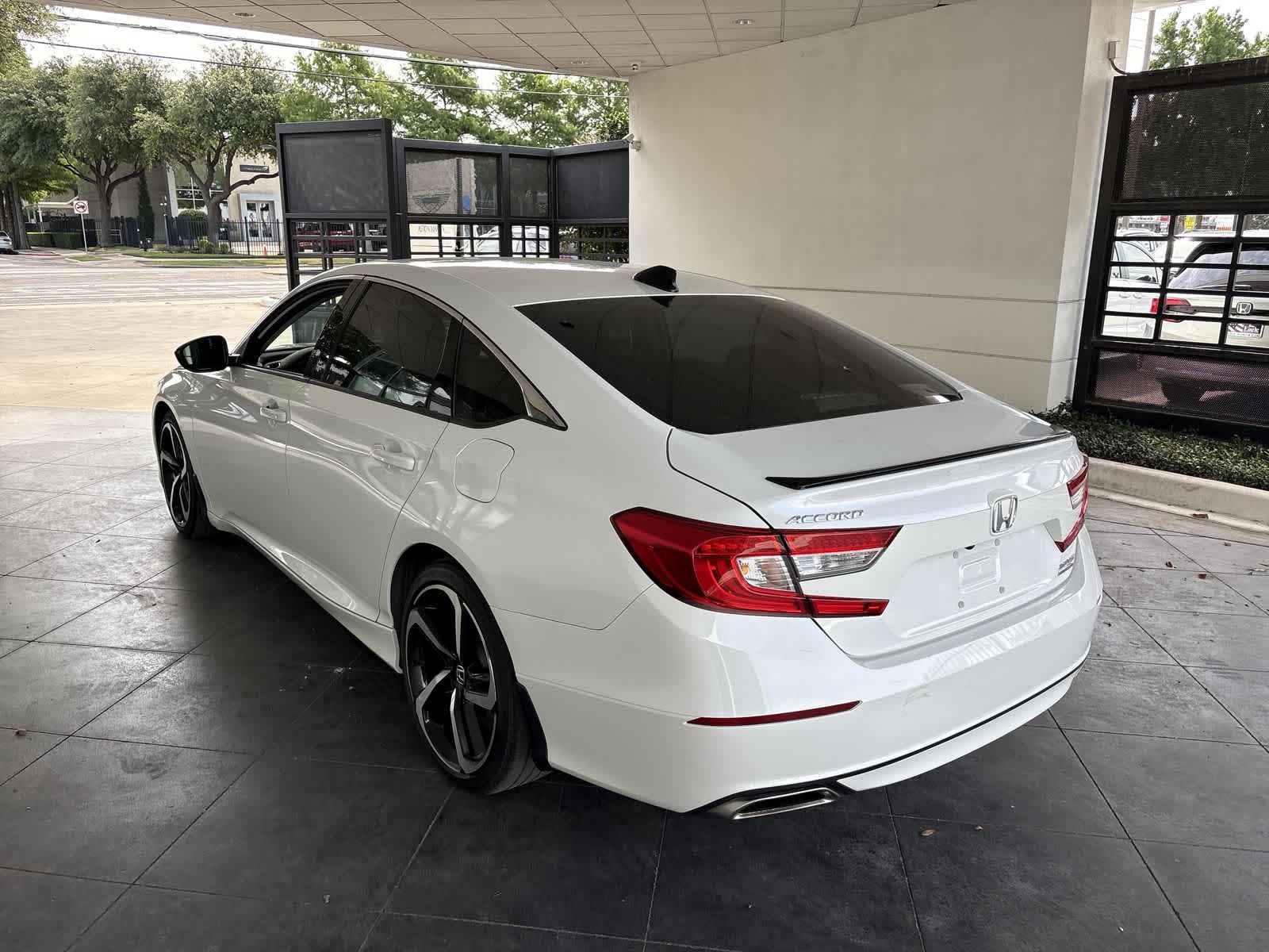 Thumbnail: 2022 Honda Accord - 4