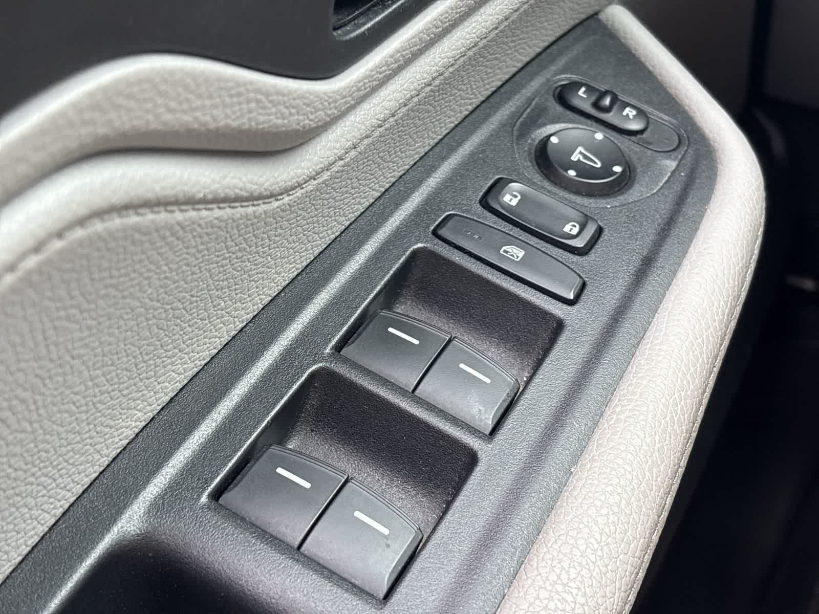 Thumbnail: 2019 Honda Odyssey - 20