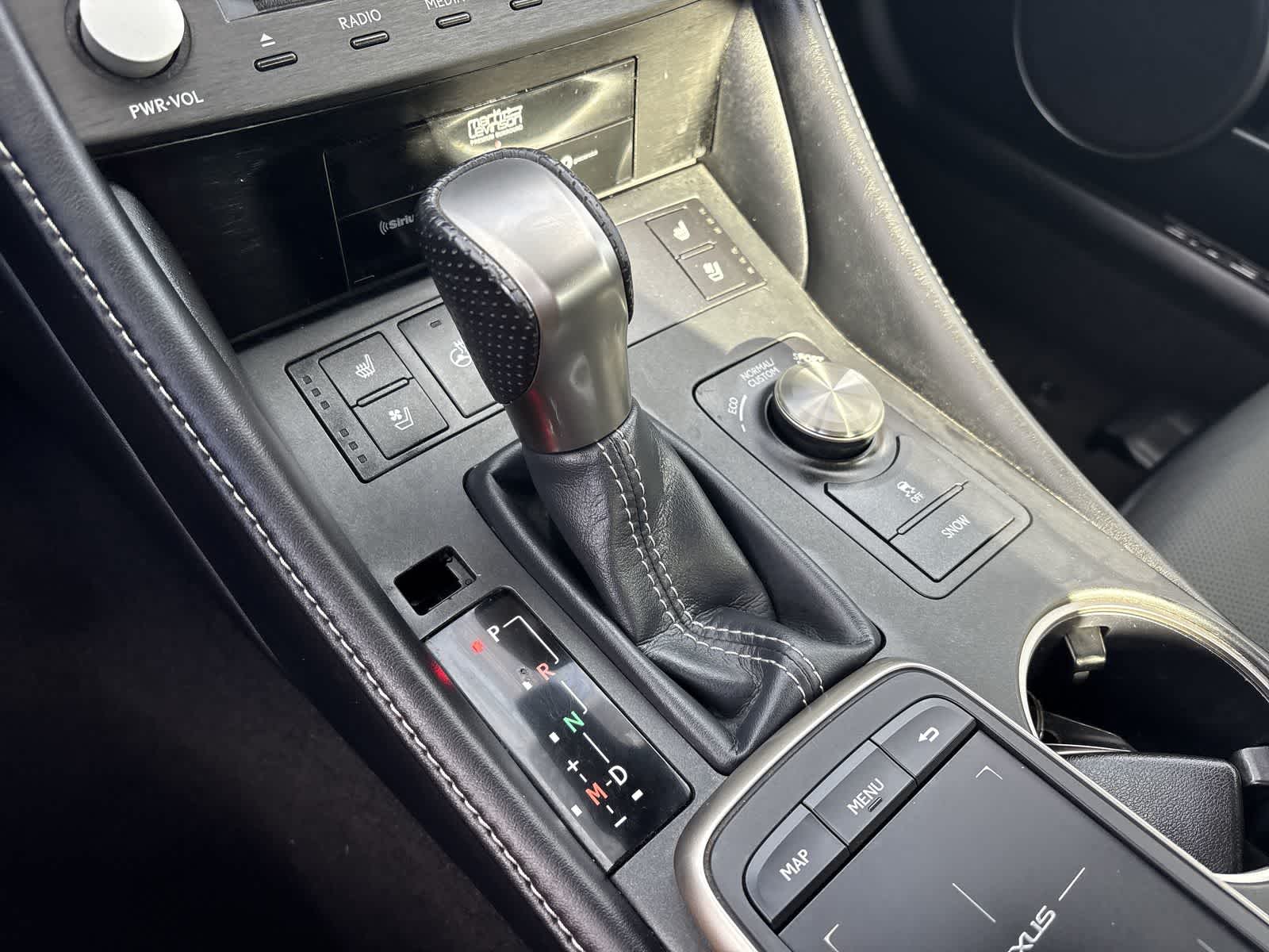 Thumbnail: 2019 Lexus RC - 15