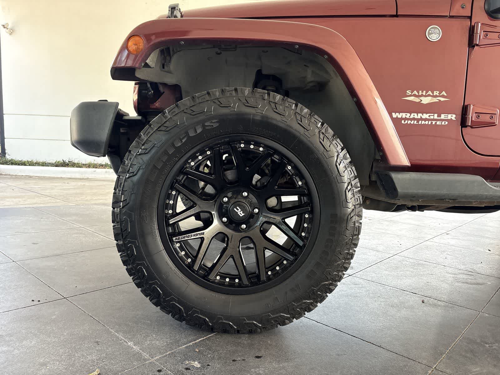 Thumbnail: 2010 Jeep Wrangler - 8
