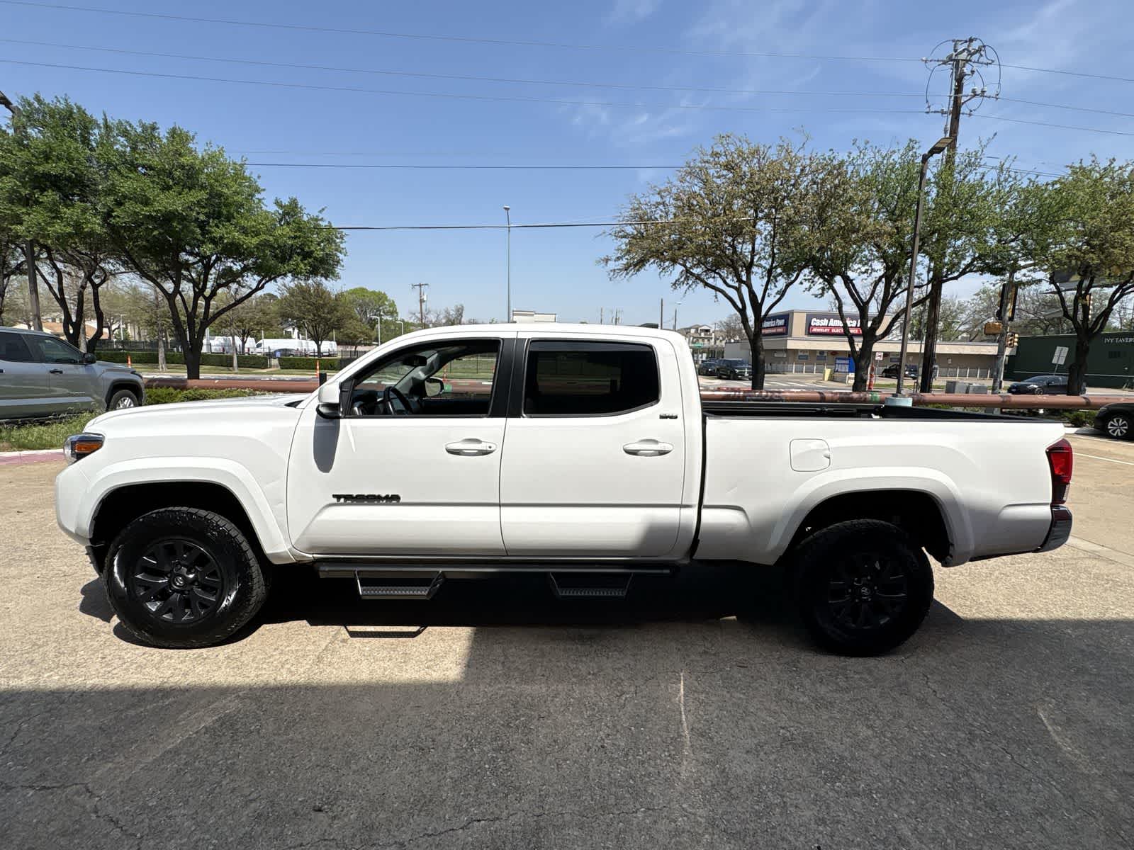 Thumbnail: 2023 Toyota Tacoma - 11