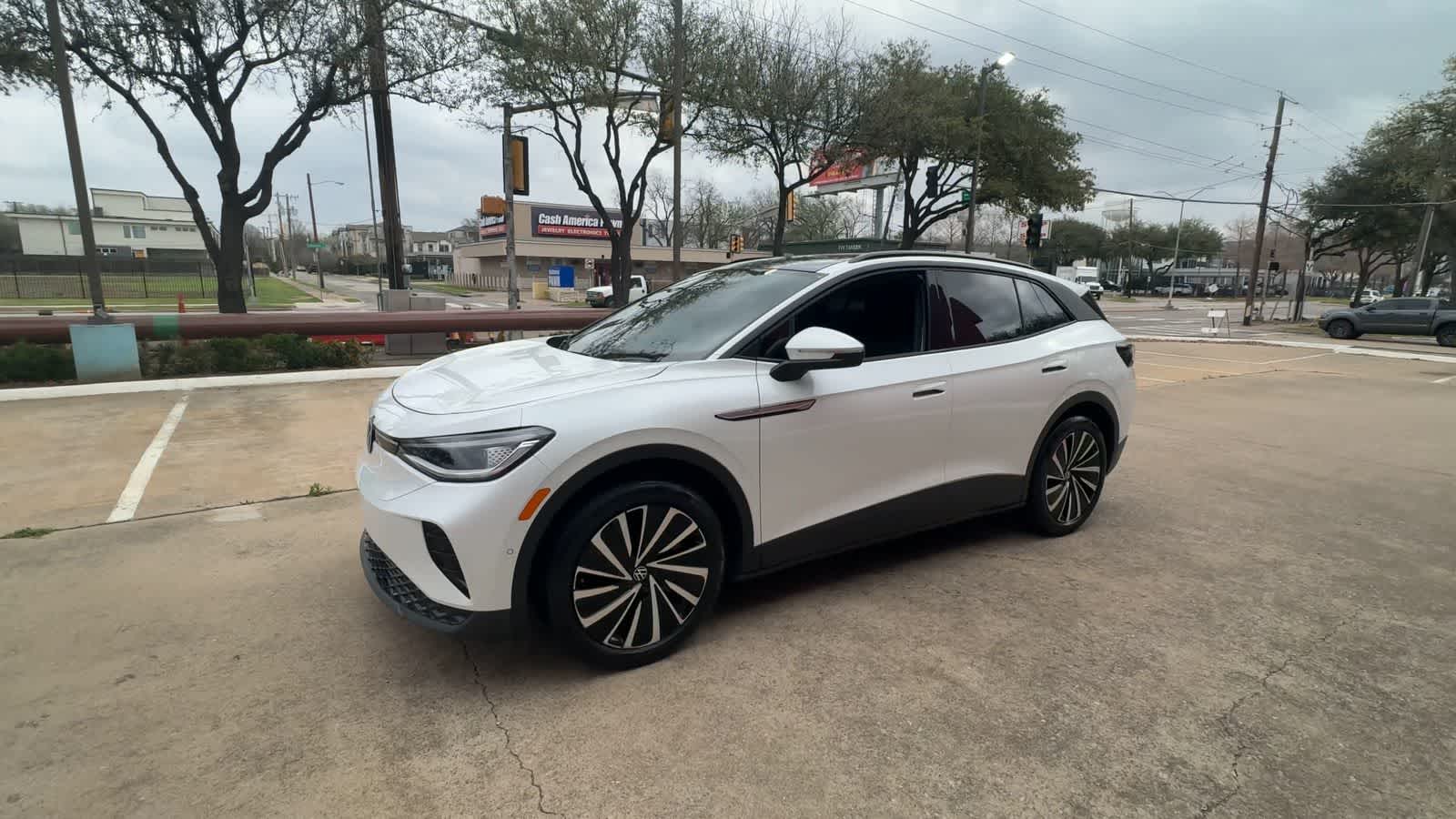 Thumbnail: 2024 Volkswagen ID.4 - 4