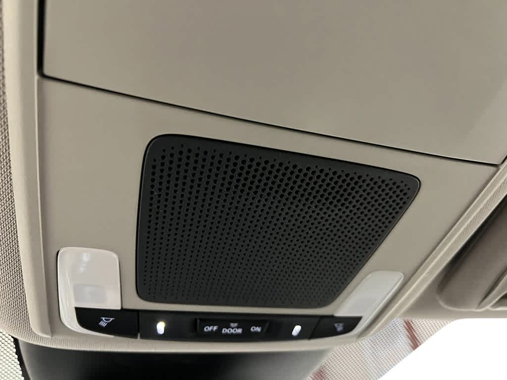 Thumbnail: 2025 Honda Pilot - 26