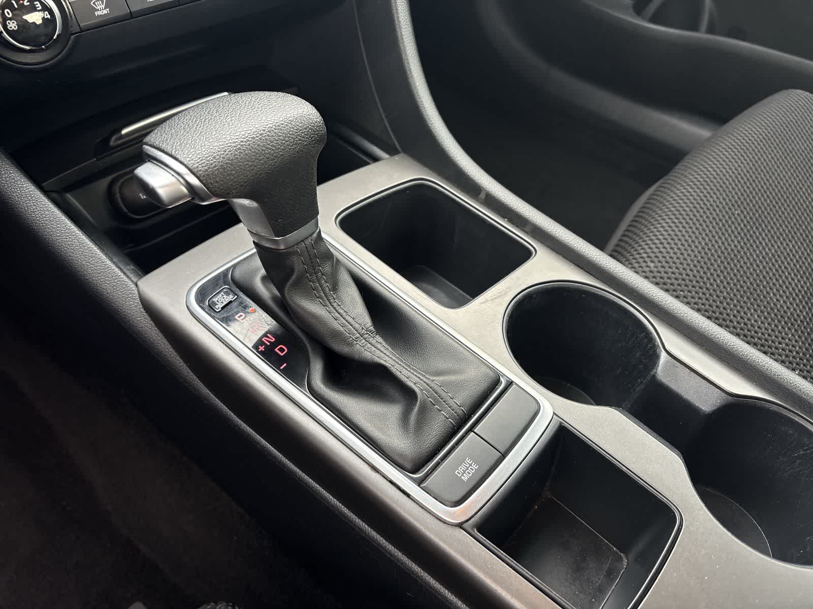 Thumbnail: 2019 Kia Optima - 16