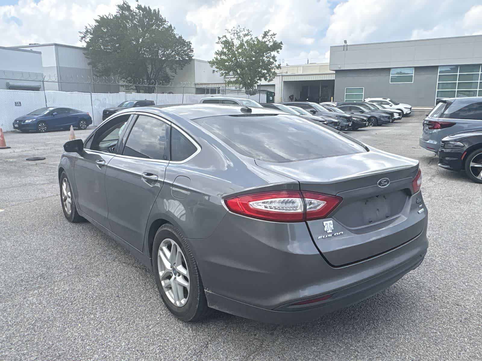Thumbnail: 2013 Ford Fusion - 4