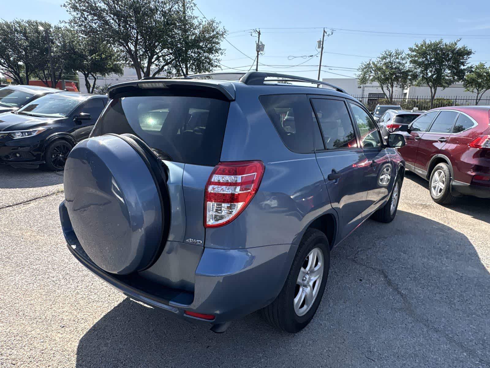 Thumbnail: 2011 Toyota RAV4 - 5
