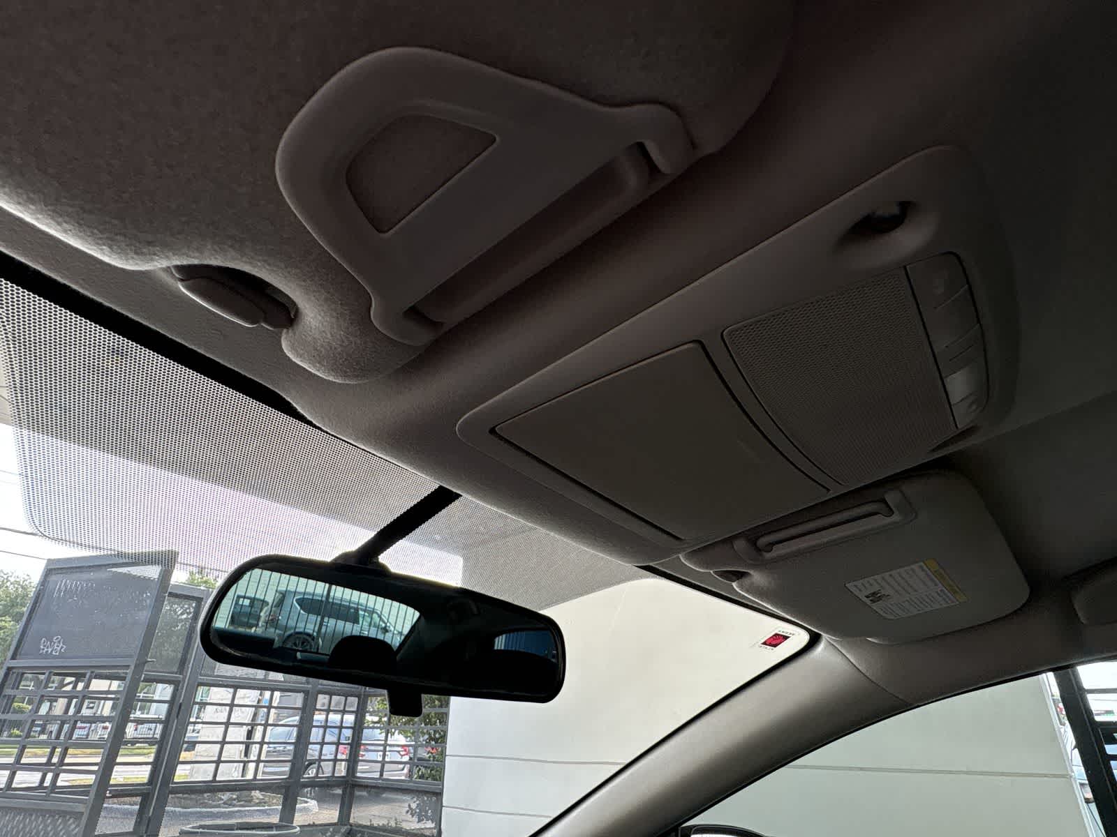 Thumbnail: 2016 Nissan Sentra - 29