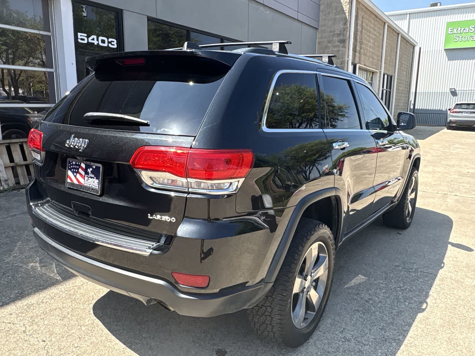 Thumbnail: 2015 Jeep Grand Cherokee - 14