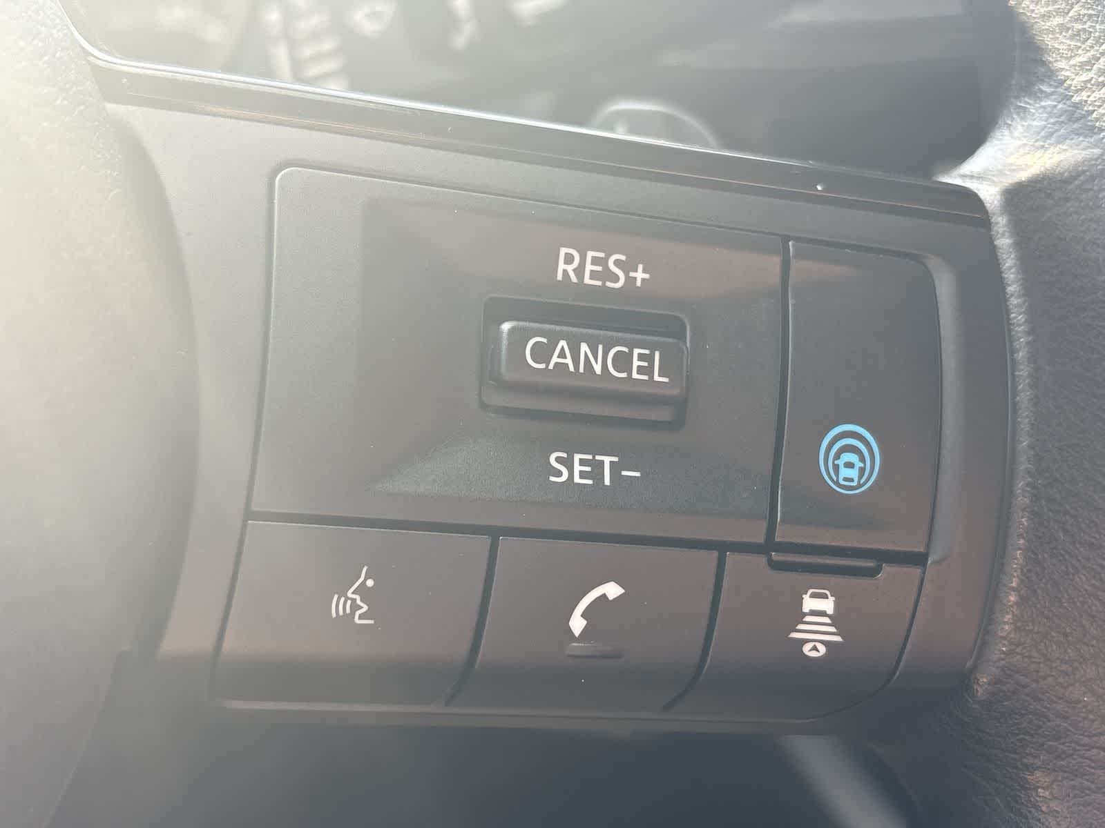 Thumbnail: 2023 Nissan Rogue - 28