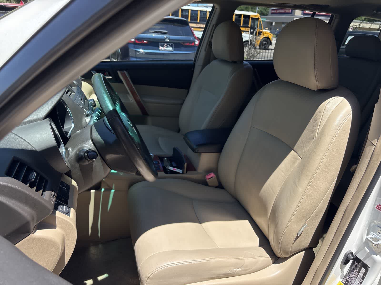 2008 Toyota Highlander Limited 10