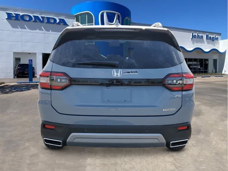 2025 Honda Pilot Touring 4
