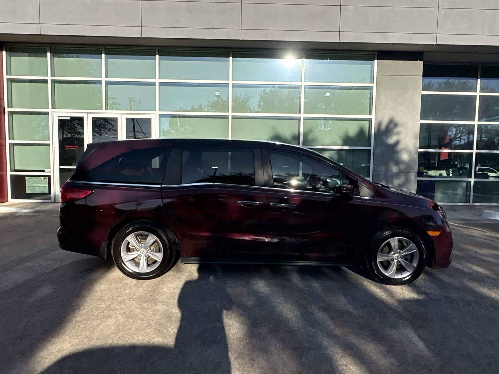 Thumbnail: 2018 Honda Odyssey - 24