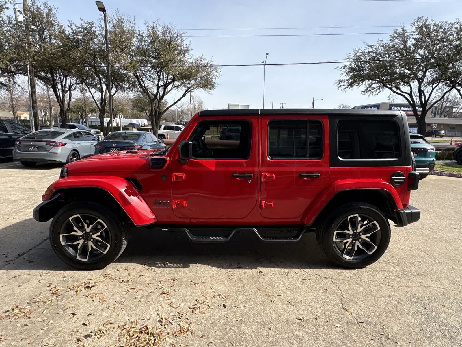 Thumbnail: 2024 Jeep Wrangler - 11