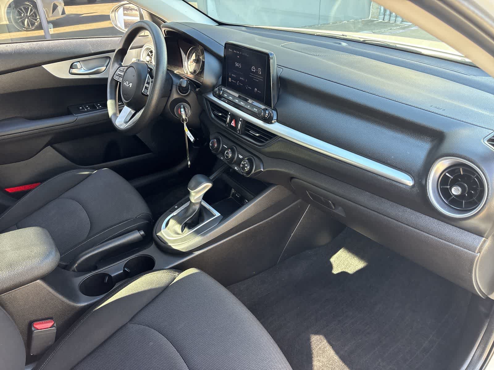 Thumbnail: 2023 Kia Forte - 21