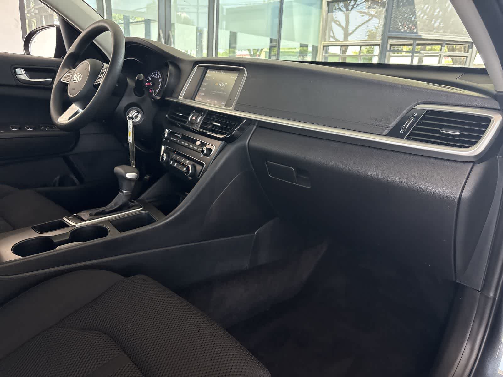Thumbnail: 2020 Kia Optima - 21