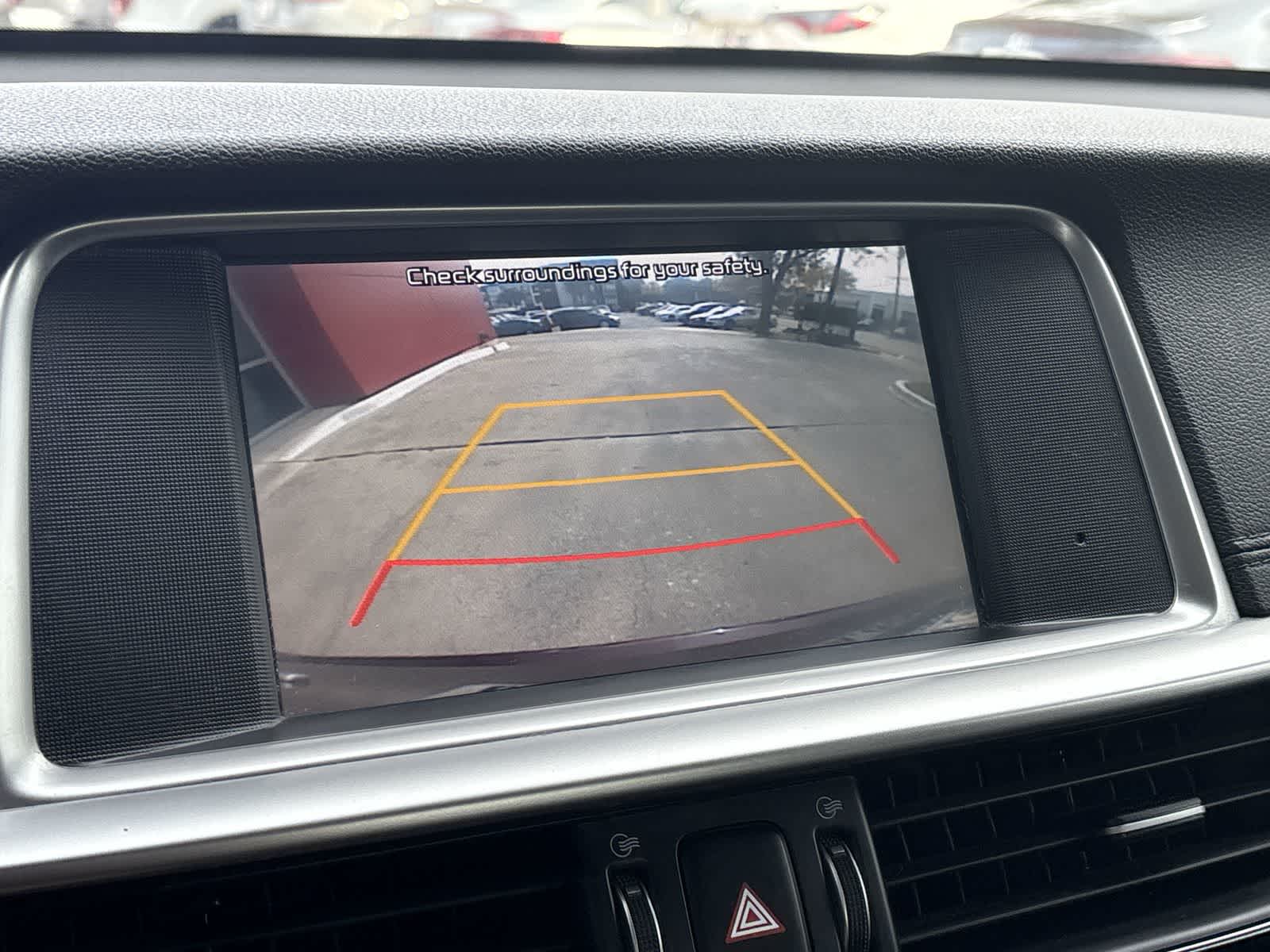 Thumbnail: 2019 Kia Optima - 26