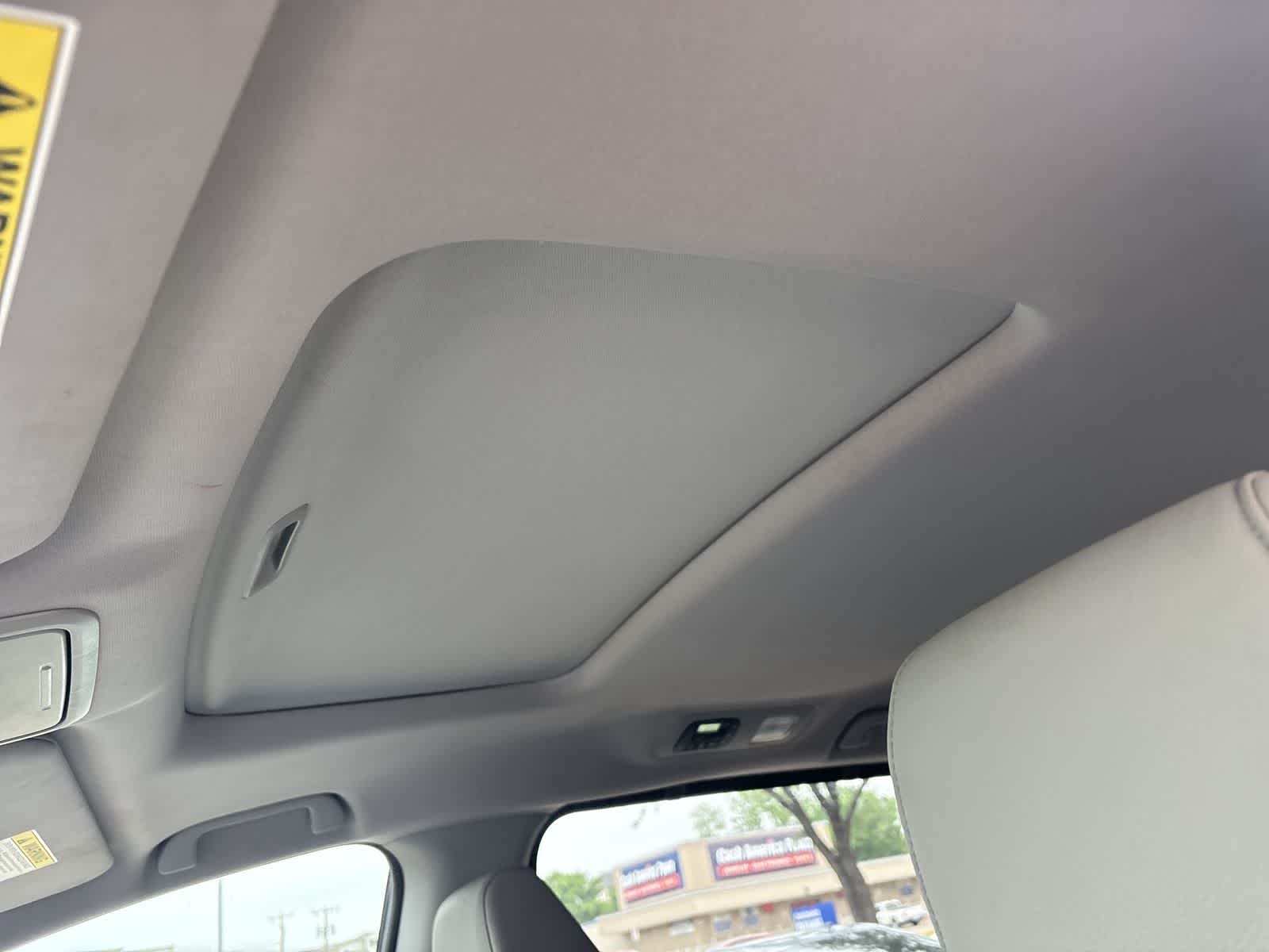 Thumbnail: 2019 Honda Odyssey - 25