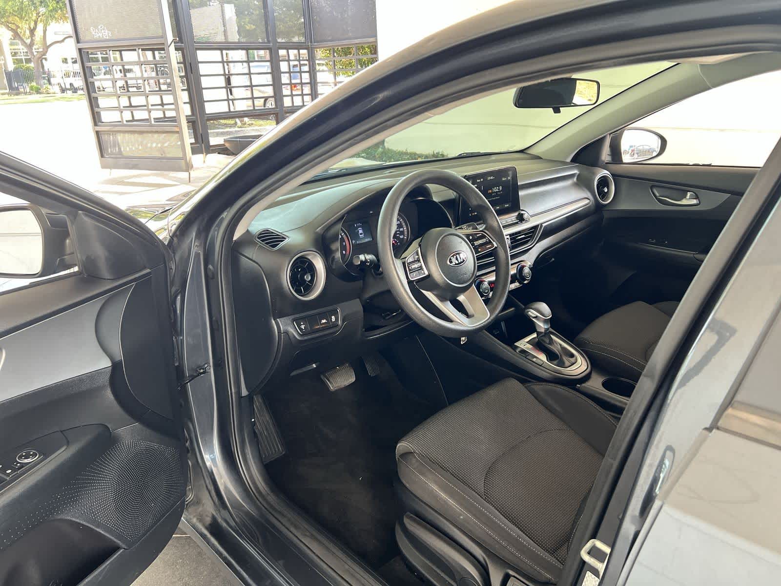 Thumbnail: 2019 Kia Forte - 2