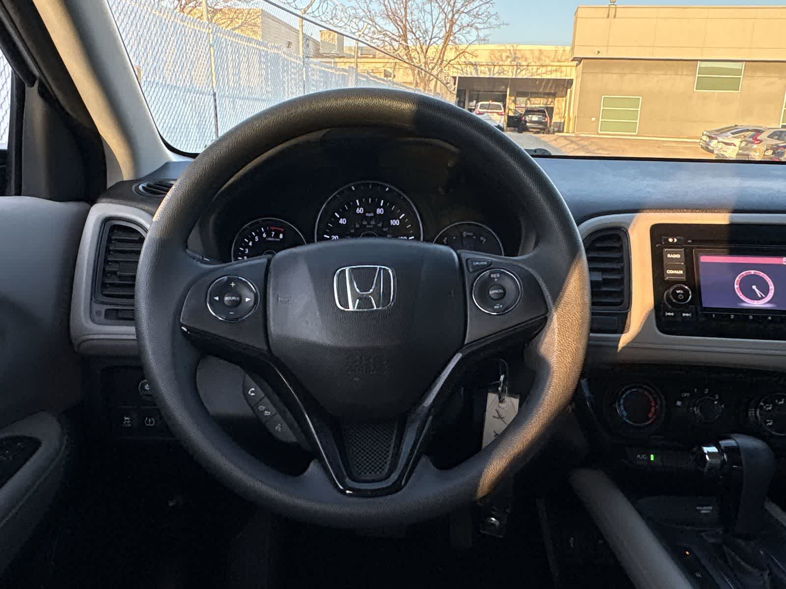 Thumbnail: 2018 Honda HR-V - 14