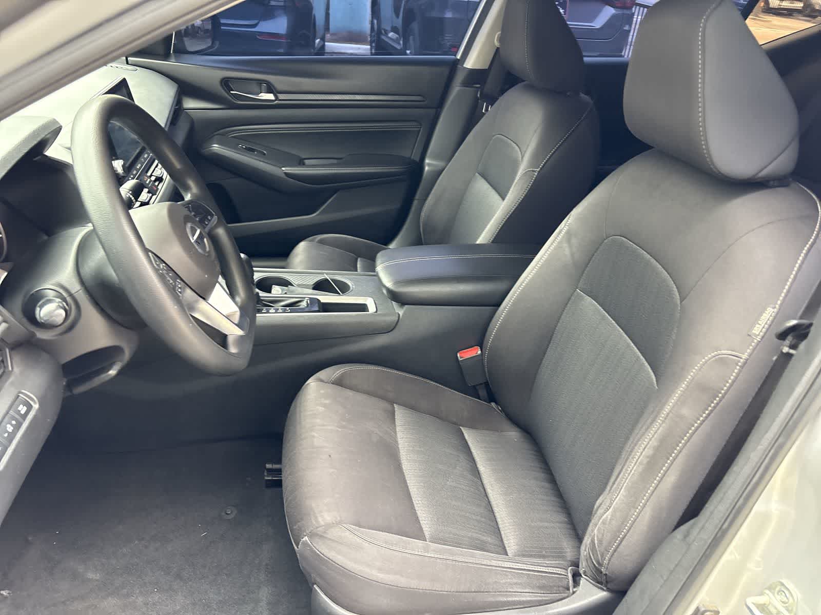 Thumbnail: 2020 Nissan Altima - 10