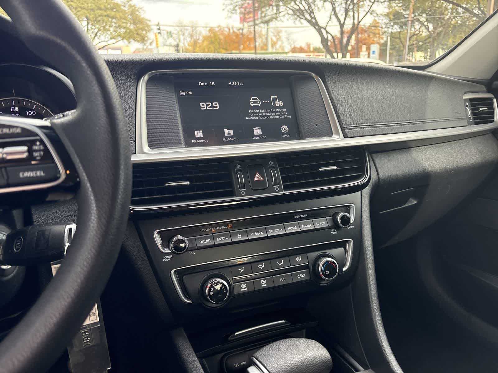 Thumbnail: 2019 Kia Optima - 15