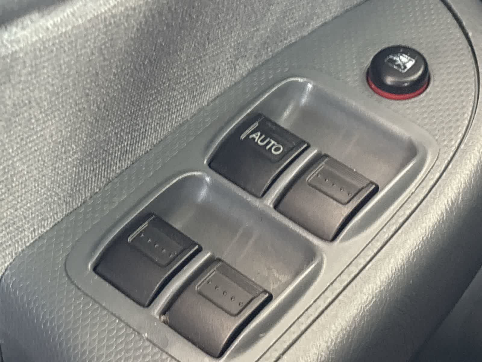 Thumbnail: 2005 Honda Civic - 28