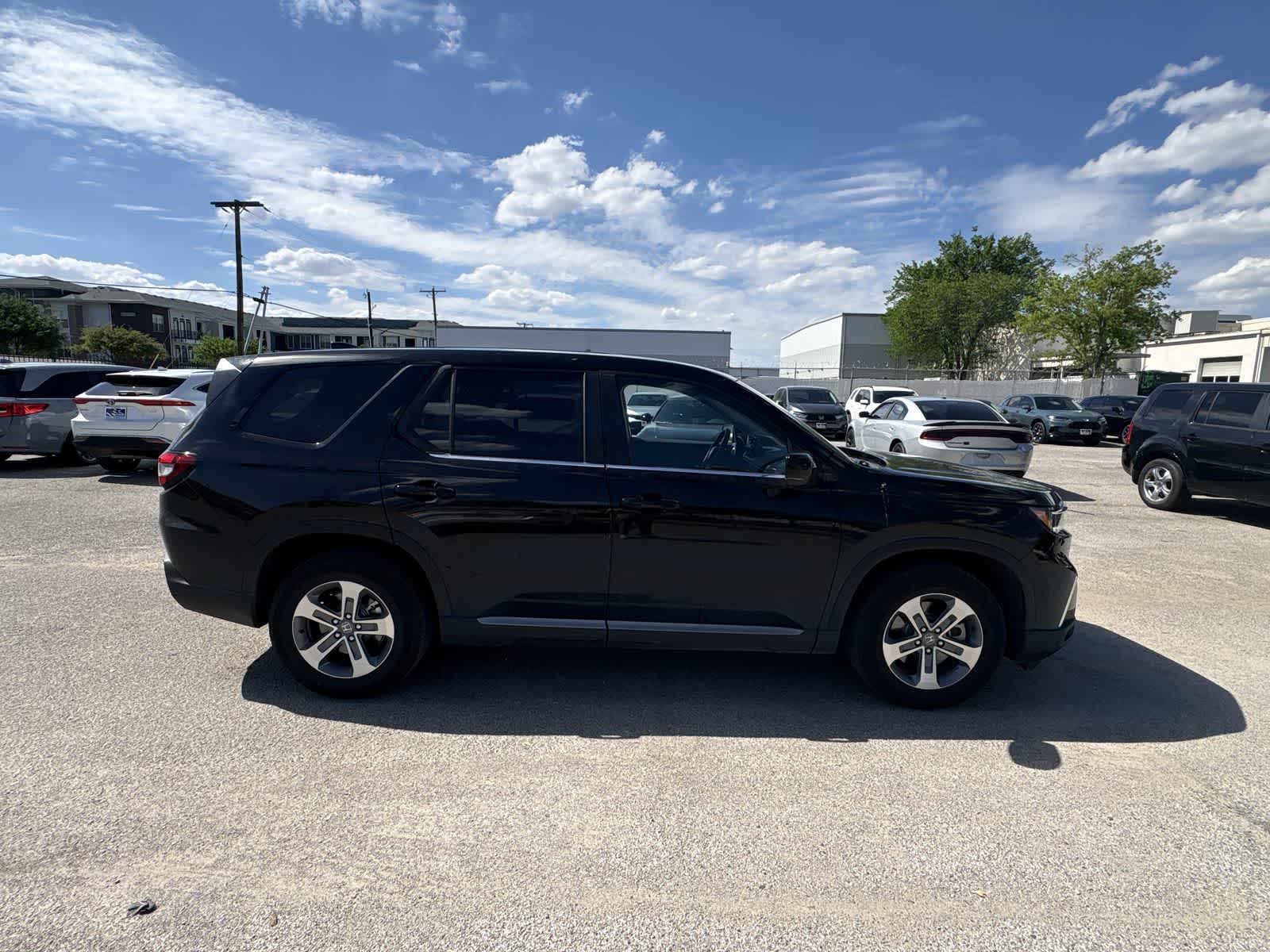 Thumbnail: 2025 Honda Pilot - 7